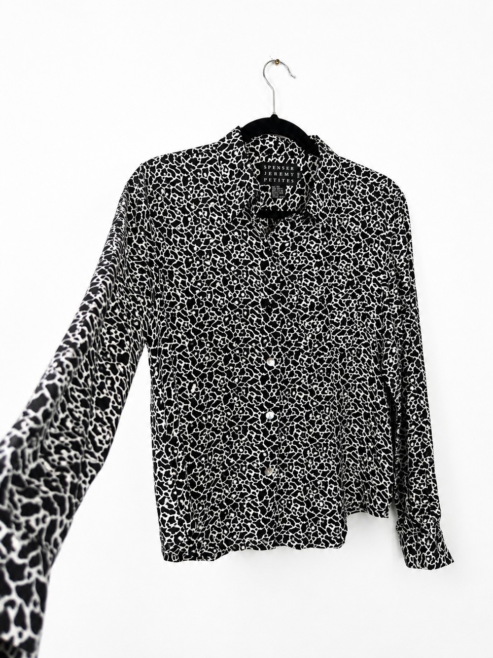 Vintage 90's Spenser Jeremy 100% Silk Animal Print Button Front Blouse PM Black